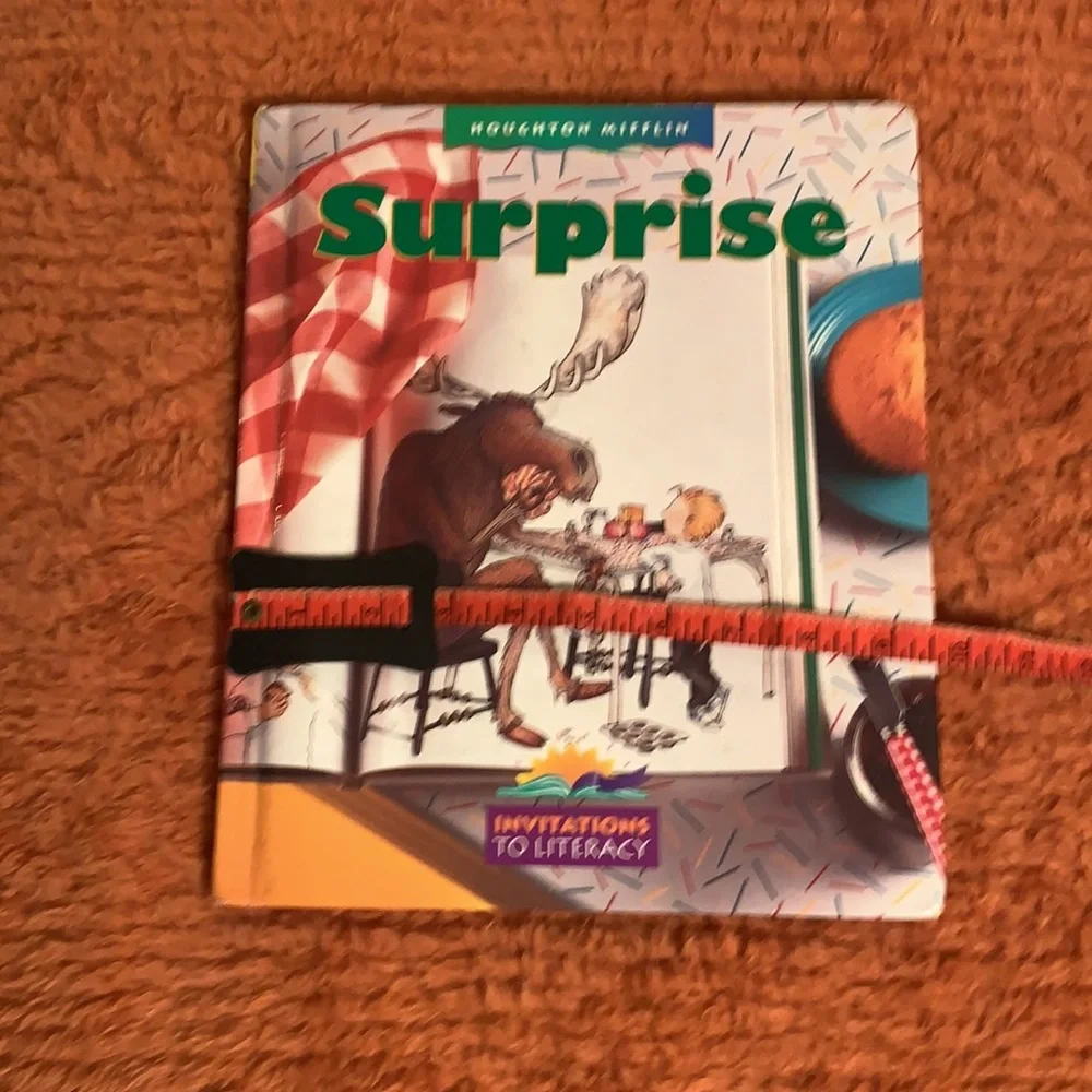 3 for $15💥 Surprise book Invitations To Literacy.